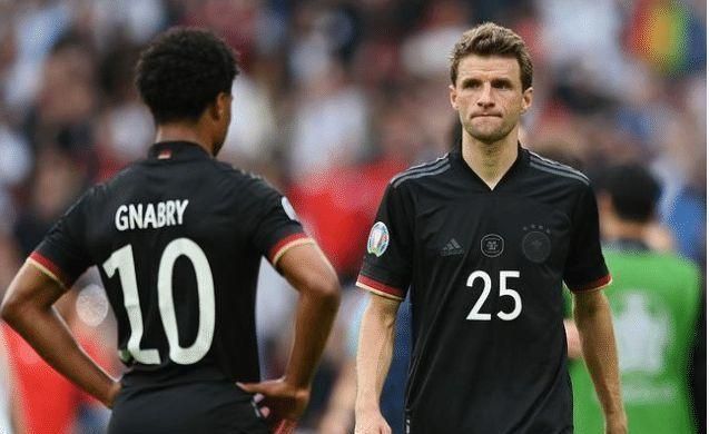 精神领袖作 精神领袖作