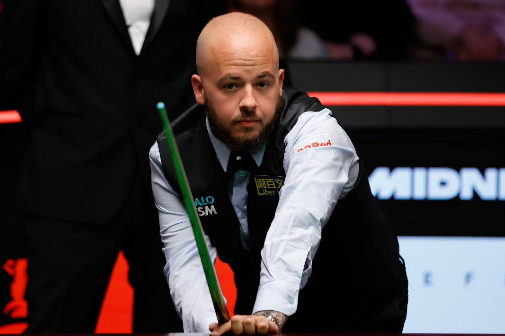 赛引援中 赛引援中