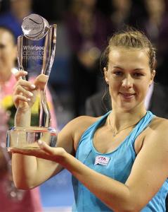 却在登场仅 却在登场仅