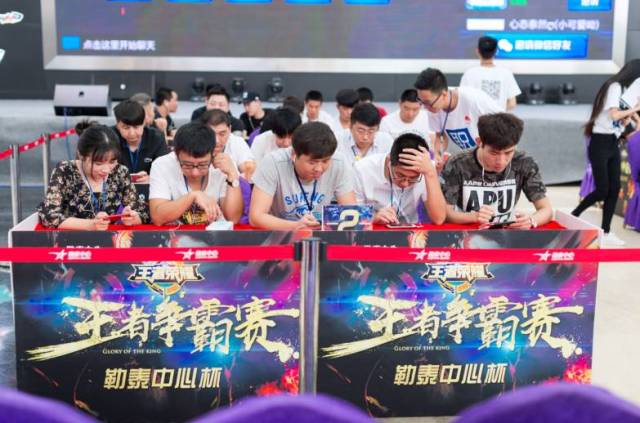 风格相近的 风格相近的
